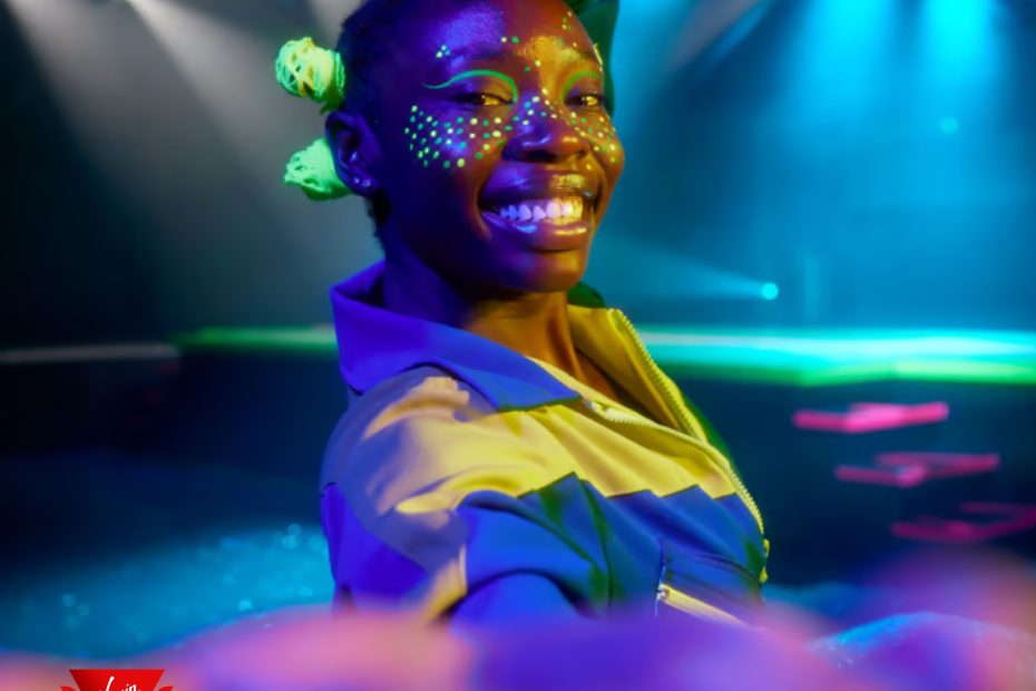 Duel Reality immersive dance performance in The Red Room on Virgin Voyages